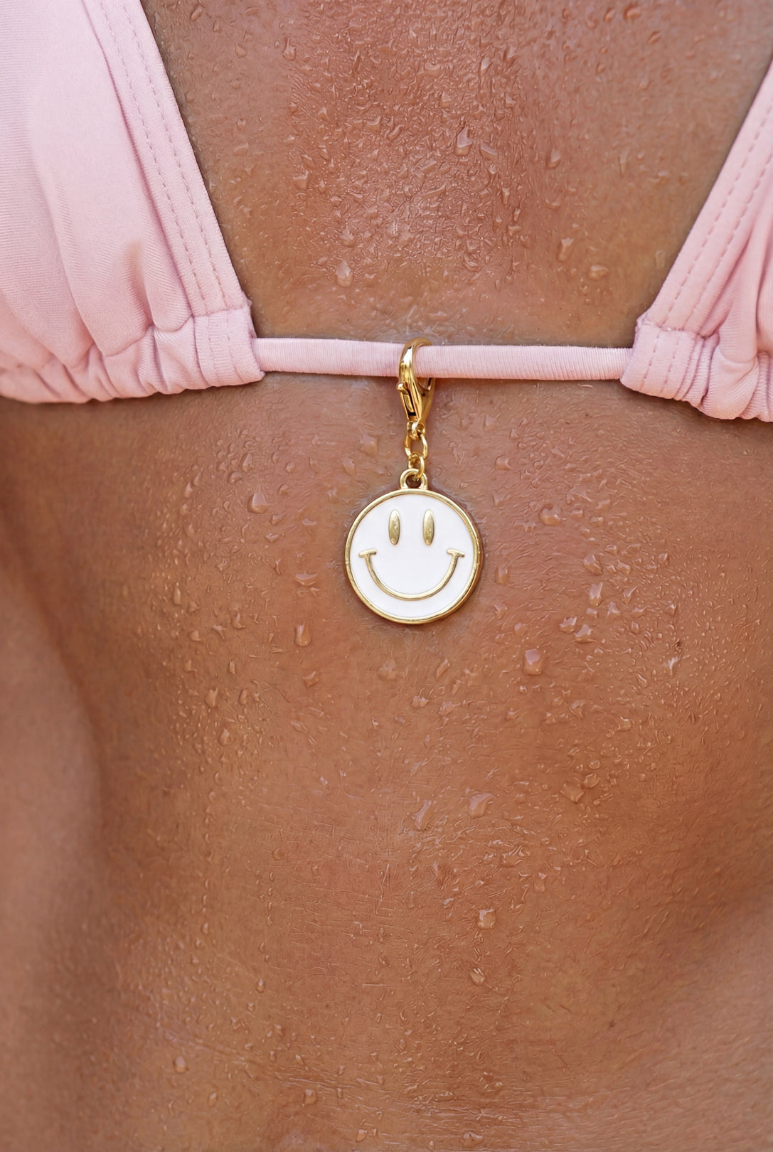 Charm Faccina Sorridente Bianco e Oro – Ciondolo Smile