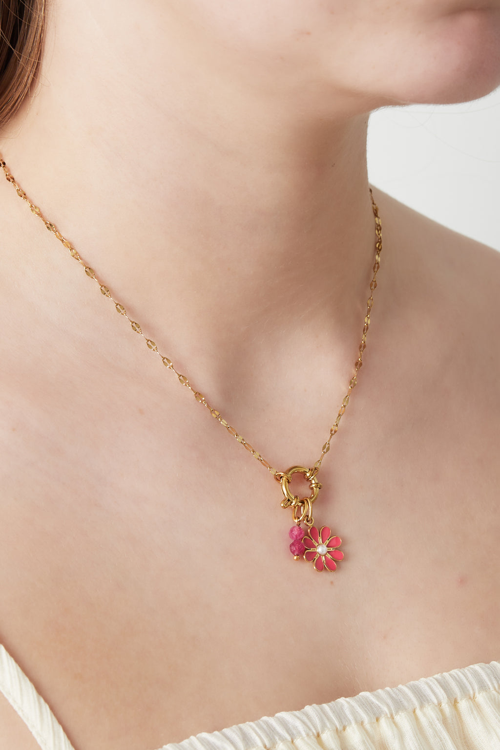 Collana Donna Placcata Oro 14K con Charm e Fiore Rosso – 37-45 cm